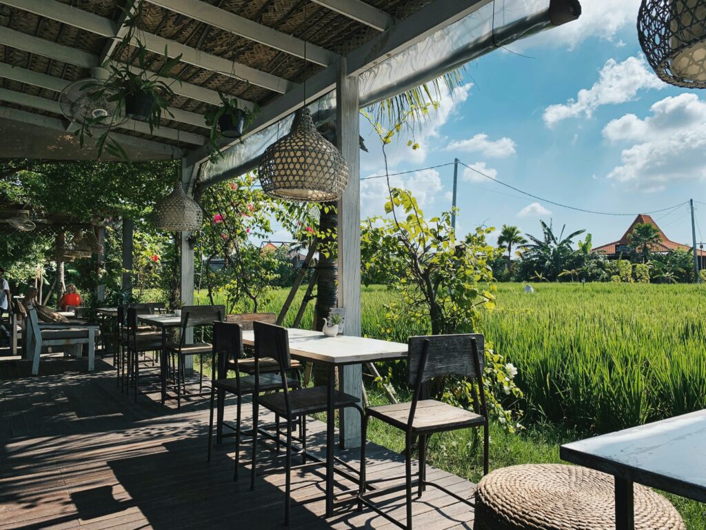 restaurant met uitzicht op de rijstvelden Bali