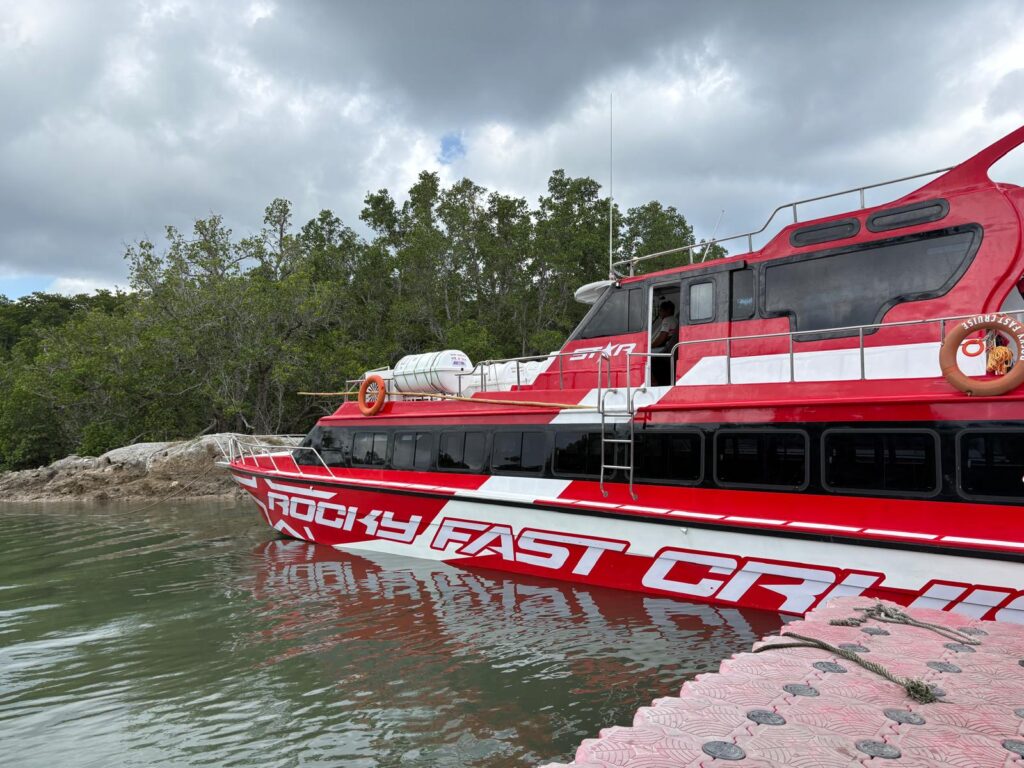 boottransfer Rocky Fast cruises Nusa Lembongan naar Bali