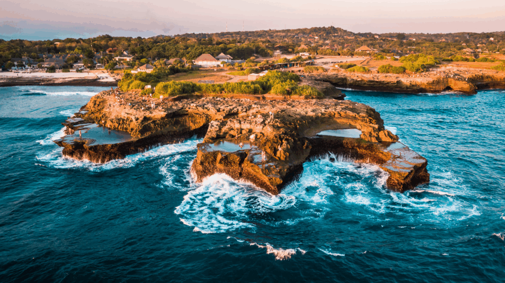 Devil's tears Nusa Lembongan Bali